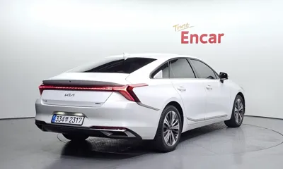 Kia K8 2022, 72223 км, за 18708.15 USD