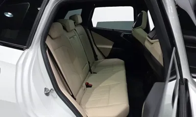 BMW X3 2025, 7420 км, за 48990.25 USD - фото 11