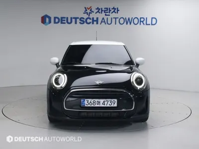 MINI Cooper 2023, 25093 км, за 15276.6 USD