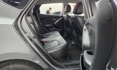 Hyundai Tucson 2012, 155240 км, за 3216.49 USD - фото 11