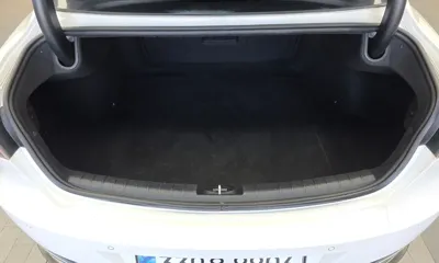 Hyundai Grandeur 2020, 142781 км, за 9761.02 USD - фото 20