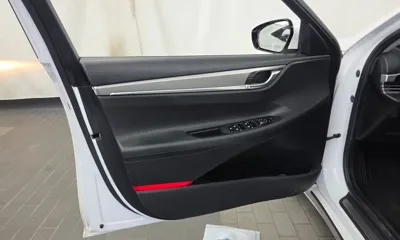 Hyundai Grandeur 2020, 142781 км, за 9761.02 USD - фото 24