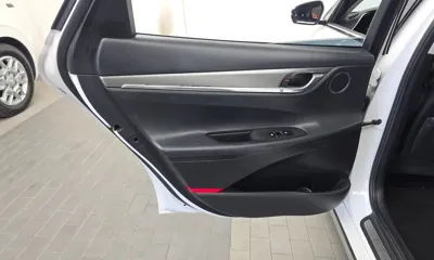 Hyundai Grandeur 2020, 142781 км, за 9761.02 USD - фото 25