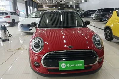 MINI MINI 2020, 30400 км, за 15498 USD