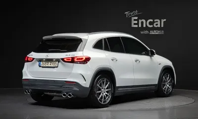 Mercedes-Benz GLA-Class 2021, 48447 км, за 24832.6 USD - фото 2
