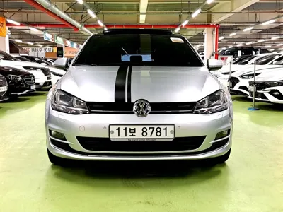 Volkswagen Golf 2014, 140288 км, за 4955.4 USD