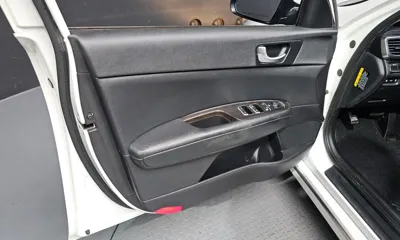 Kia K5 2016, 123539 км, за 5795.4 USD - фото 24