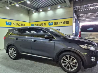 Kia Sorento 2016, 140000 км, за 7548.9 USD