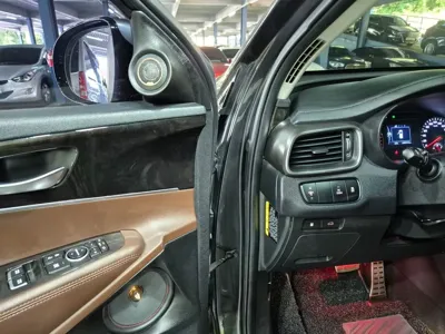 Kia Sorento 2016, 140000 км, за 7548.9 USD - фото 17