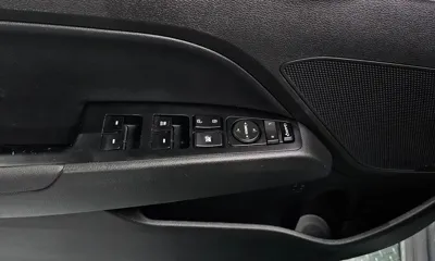 Hyundai Avante 2017, 92452 км, за 6435.67 USD - фото 19