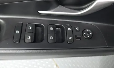 Hyundai Avante 2021, 45905 км, за 10437.18 USD - фото 27
