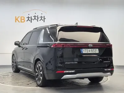 Kia Canival 2021, 89011 км, за 16221.51 USD