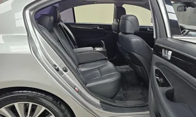 Hyundai Genesis 2013, 115233 км, за 3120.33 USD - фото 11