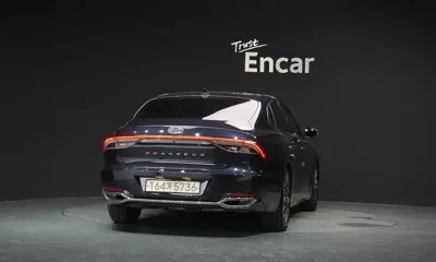 Hyundai Grandeur 2022, 117370 км, за 13522.38 USD