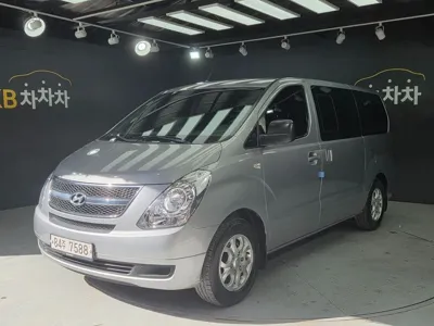 Hyundai Starex 2012, 329000 км, за 2290.93 USD