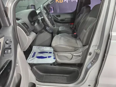 Hyundai Starex 2012, 329000 км, за 2273.62 USD - фото 7