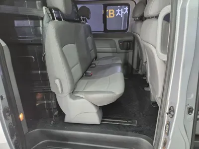 Hyundai Starex 2012, 329000 км, за 2273.62 USD - фото 10