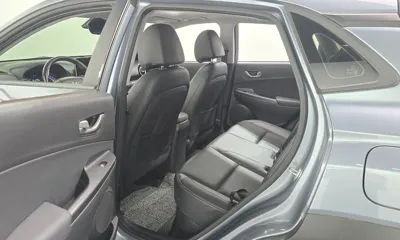 Hyundai Kona 2020, 112002 км, за 11027.96 USD - фото 12