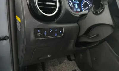 Hyundai Kona 2020, 112002 км, за 11027.96 USD - фото 16
