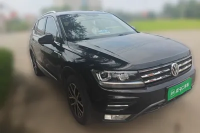 Volkswagen Tiguan L 2018, 136600 км, за 10738 USD