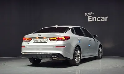 Kia K5 2019, 91714 км, за 7417.62 USD