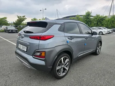 Hyundai Kona 2019, 28245 км, за 11661.24 USD
