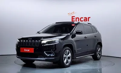 Jeep Cherokee · 2020 год