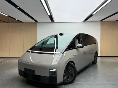 Li Auto Li MEGA · 2024 год
