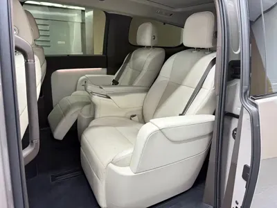 Li Auto Li MEGA 2024, 31000 км, за 56917.53 USD - фото 6