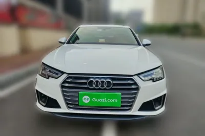 Audi A4L 2019, 46000 км, за 15587 USD