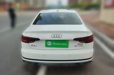 Audi A4L 2019, 46000 км, за 15587 USD