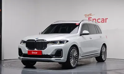 BMW X7 · 2021 год