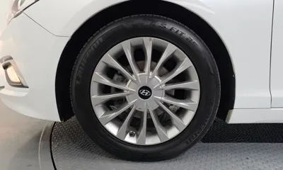 Hyundai Sonata 2015, 81352 км, за 6695.55 USD
