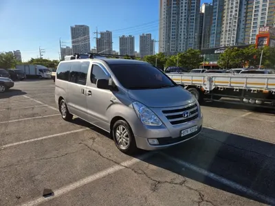 Hyundai Starex 2016, 201776 км, за 4625.04 USD