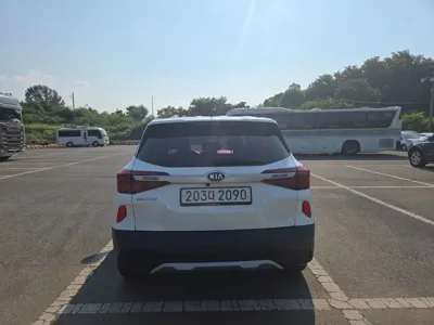 Kia Seltos 2022, 103492 км, за 7155.05 USD