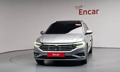 Volkswagen Jetta 2021, 64323 км, за 18708.15 USD