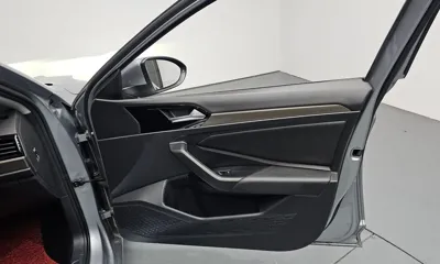Volkswagen Jetta 2021, 64323 км, за 18708.15 USD - фото 25