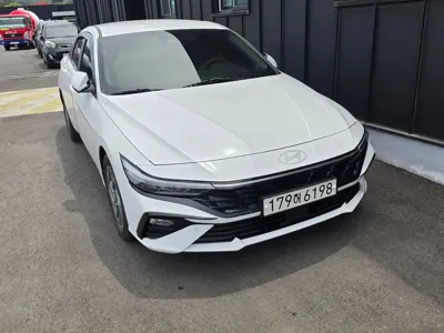 Hyundai Avante · 2025 год