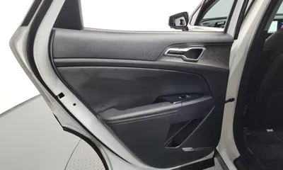 Kia Sportage 2023, 38998 км, за 19364.58 USD - фото 25