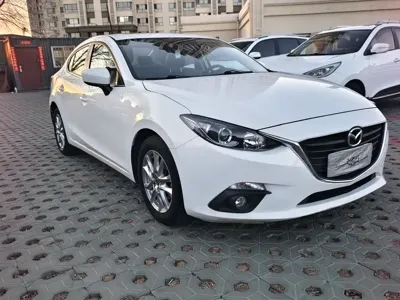 Mazda 3 Axela 2016, 90000 км, за 5252.81 USD