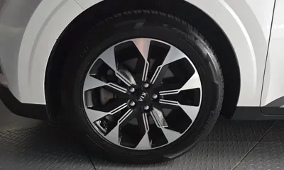Kia Canival 2021, 79949 км, за 16381.71 USD