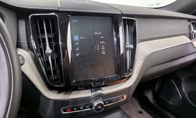 Volvo XC60 2019, 107587 км, за 26125.77 USD - фото 14