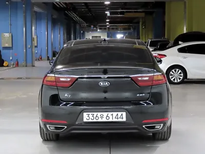 Kia K7 2016, 82687 км, за 9441.94 USD