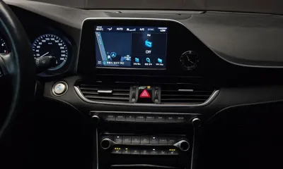 Hyundai Grandeur 2019, 58412 км, за 8983.35 USD - фото 14