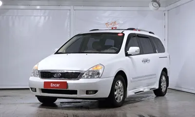 Kia Canival · 2012 год