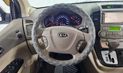 Kia Canival 2012, 147770 км, за 2781.45 USD - фото 13
