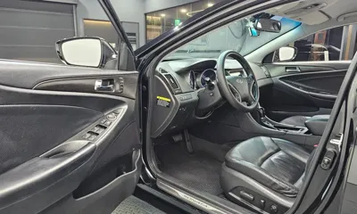 Hyundai Sonata 2013, 98363 км, за 4069.84 USD - фото 10