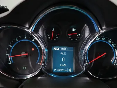 ChevroletGMDaewoo Cruze 2016, 96256 км, за 2931.6 USD - фото 7