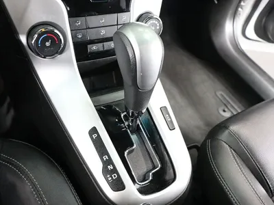 ChevroletGMDaewoo Cruze 2016, 96256 км, за 2931.6 USD - фото 9