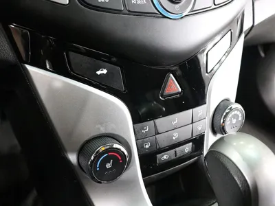 ChevroletGMDaewoo Cruze 2016, 96256 км, за 2931.6 USD - фото 17